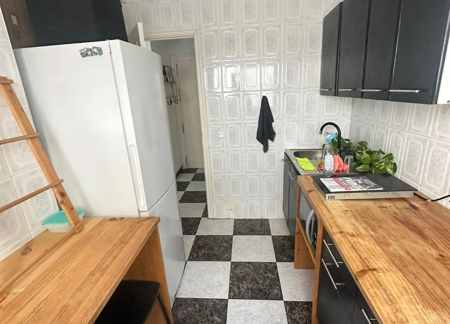 Habitacion 2 En Tercera Planta Sin Ascensor No Es Un Piso Entero! A Compartir Bano Y Cocina! Fuengirola Homestay
